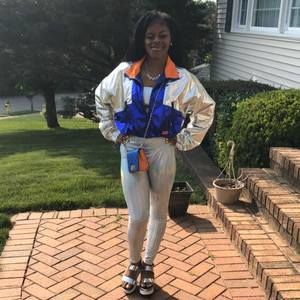 Meet your Posher, Jennine